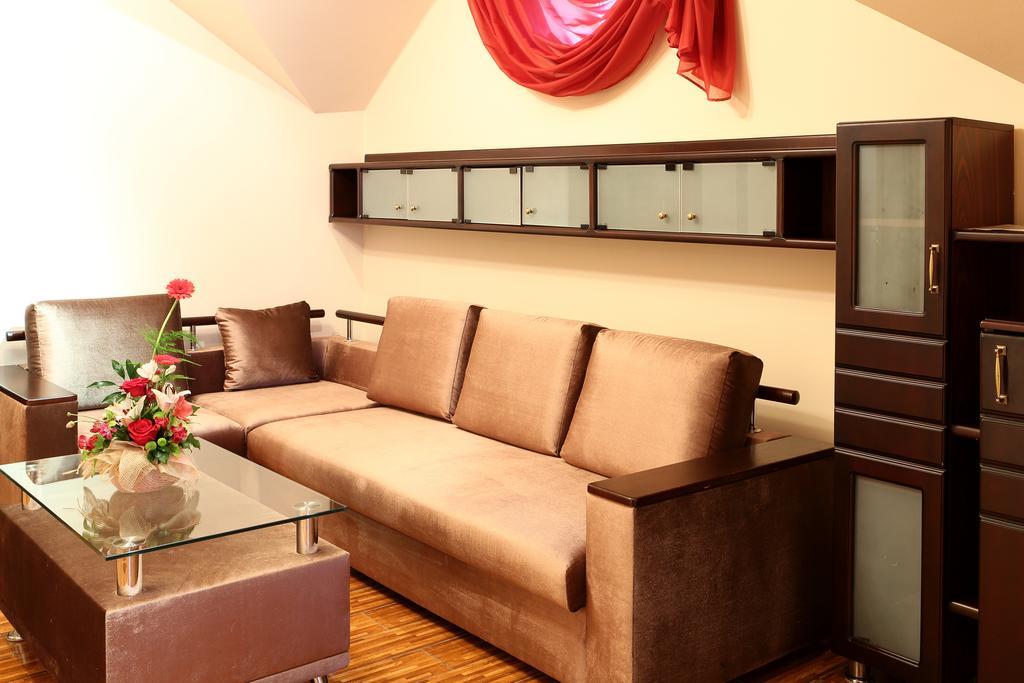 Hotel Bachus Chisináu Habitación foto